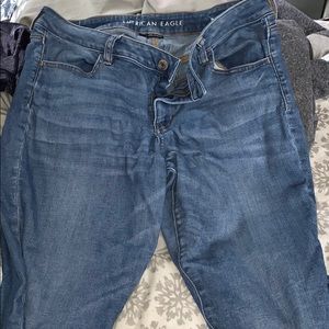 Women’s American Eagle Low-Rise Jeggings